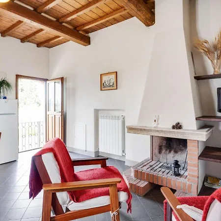 Rustic Getaway In Tuscan Hills *
